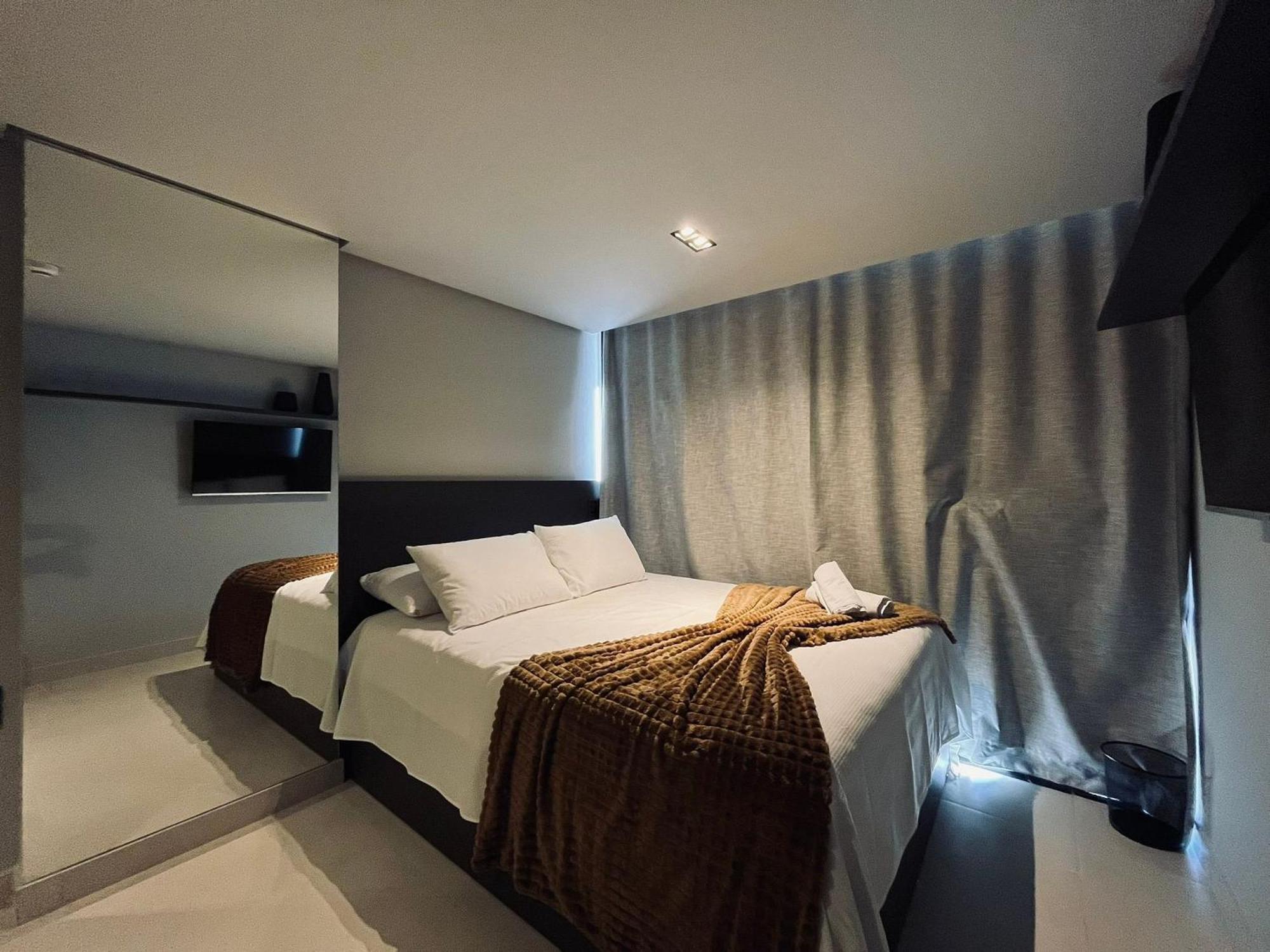Apartamento Flat Pe Na Areia Disponivel. Ag 318.